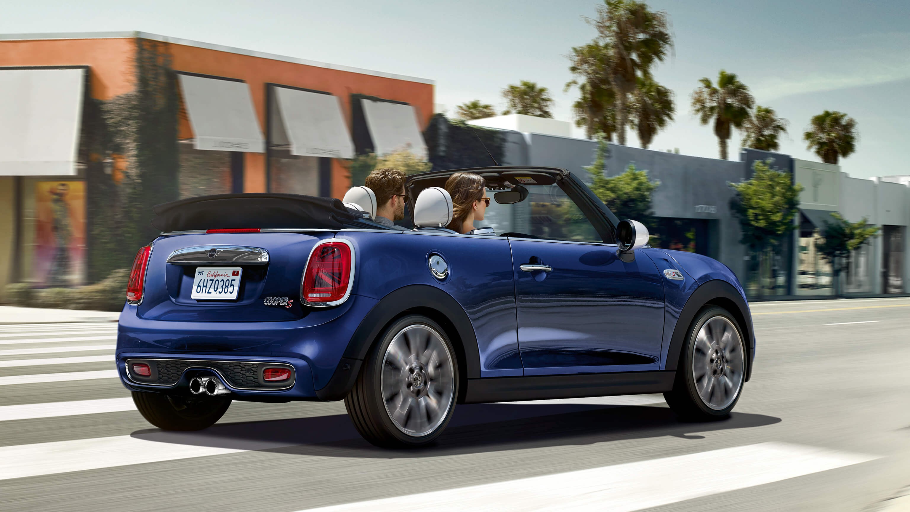 MINI Convertible – on the open road
